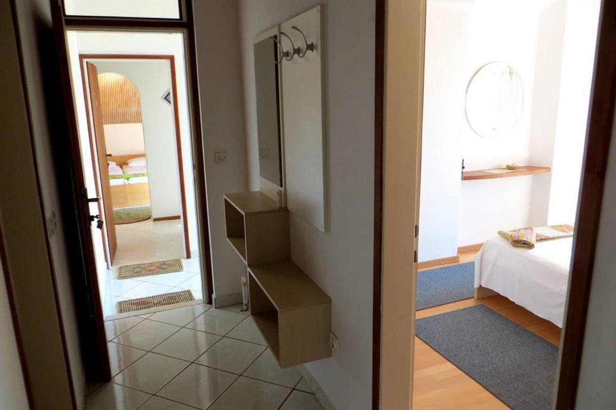 Apartments By The Sea Jelsa, Hvar - 11319 Jelsa  Exterior foto
